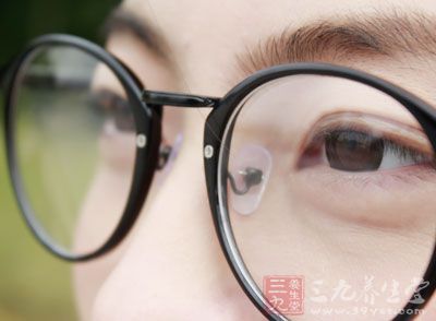 滨州潍坊按摩去皱法抵御眼部的衰老